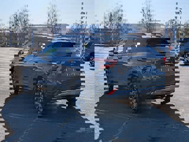 Used 2025 Chevrolet Trax LT w/ Driver Confidence Package image 4