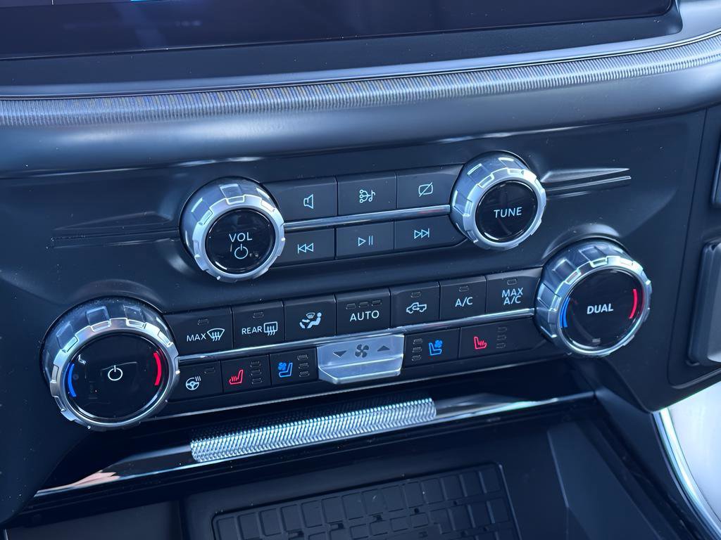 Certified 2024 Ford F150 Platinum w/ Equipment Group 702A High image 22