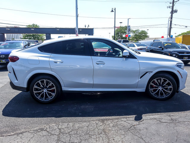 Used 2022 BMW X6 xDrive40i w/ Executive Package AWD/4WD image 9