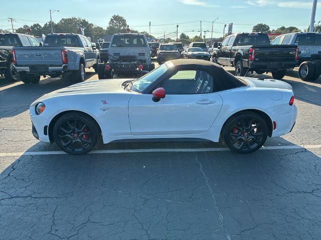 Used 2020 FIAT 124 Spider Abarth w/ Convenience Group RWD image 8