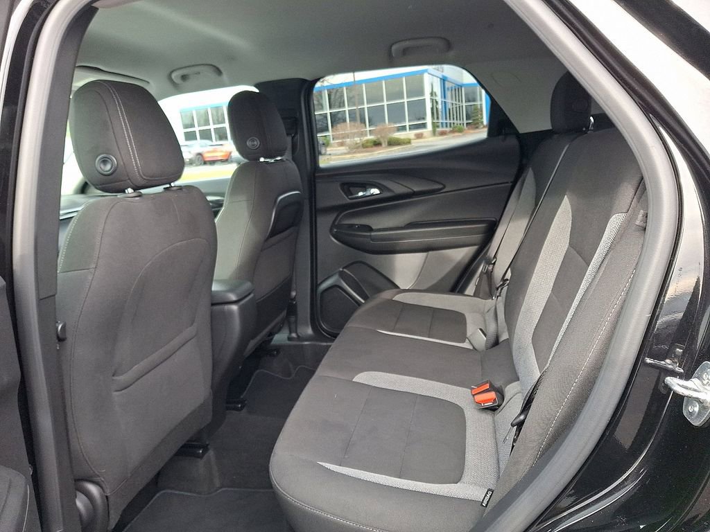 Used 2025 Chevrolet TrailBlazer LT AWD/4WD image 13