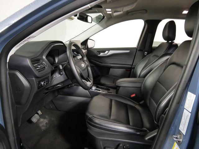 Certified 2025 Ford Escape Platinum image 14