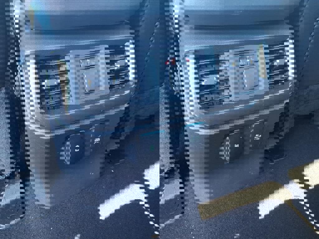 Certified 2024 Ford F150 Lariat w/ Equipment Group 502A High image 10