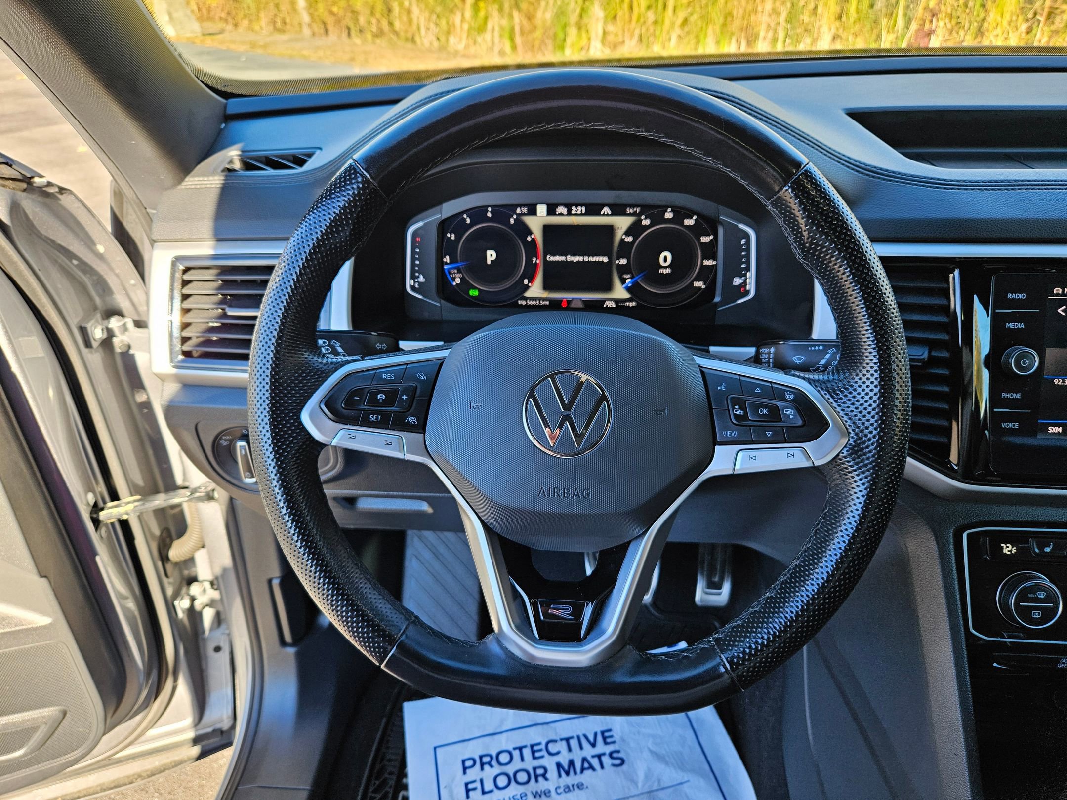 Used 2023 Volkswagen Atlas Cross Sport SEL image 9