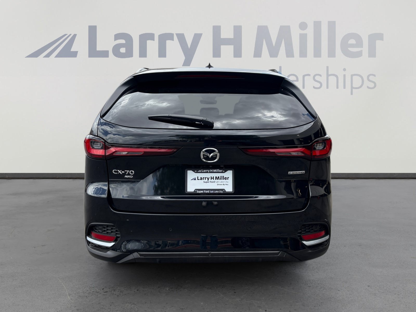 Used 2025 MAZDA CX-70 3.3 Turbo w/ Premium Package AWD/4WD image 4
