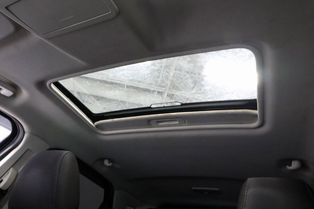 Certified 2019 Ford EcoSport SE image 32