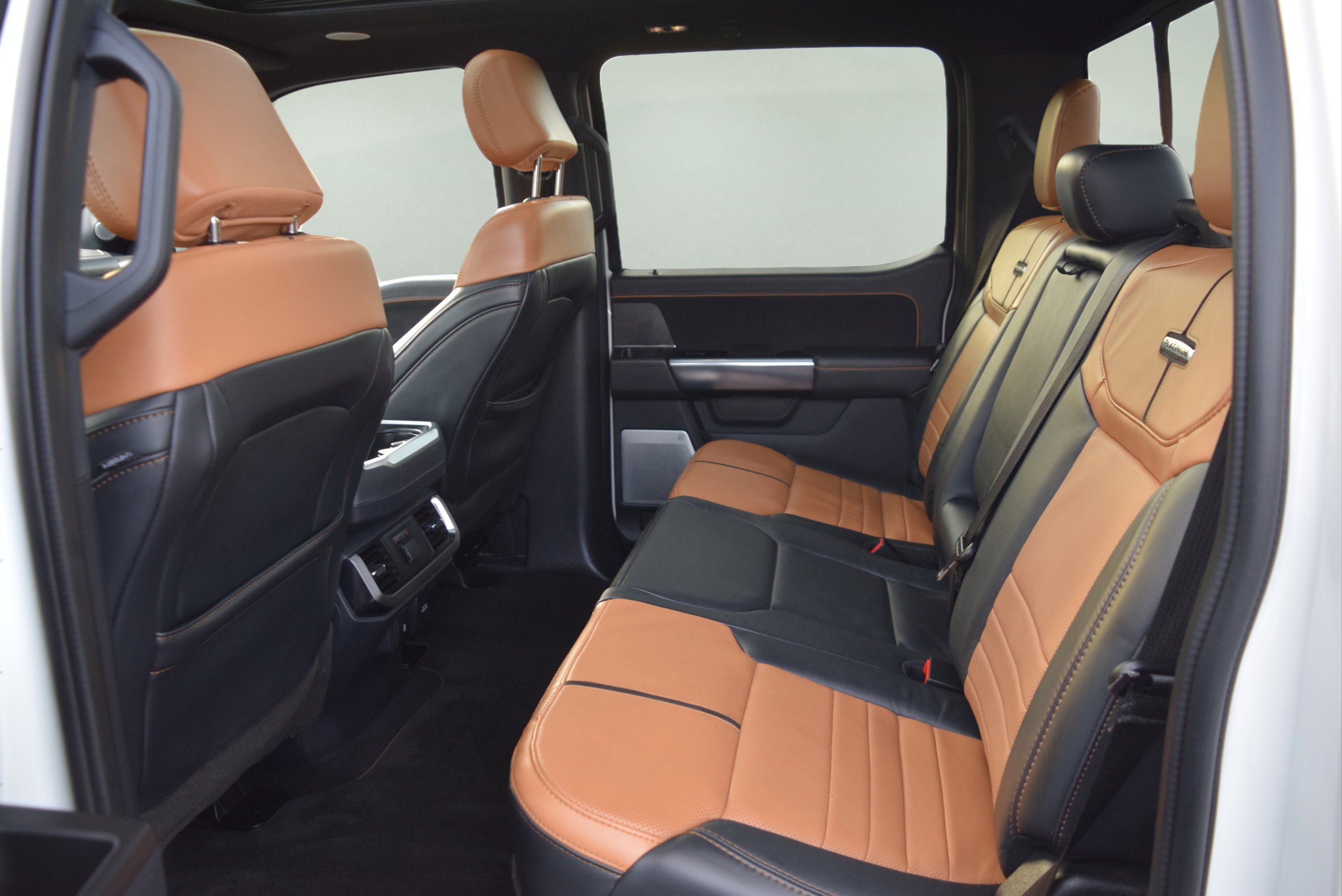 Certified 2023 Ford F150 Platinum w/ Equipment Group 701A High image 7