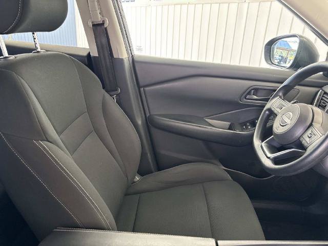 Used 2024 Nissan Rogue S AWD/4WD image 14