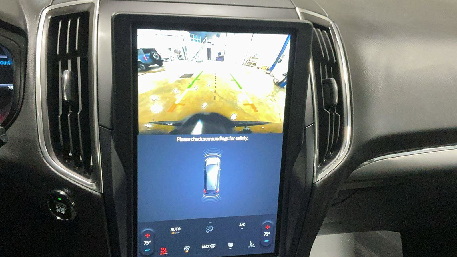 Certified 2023 Ford Edge Titanium image 22