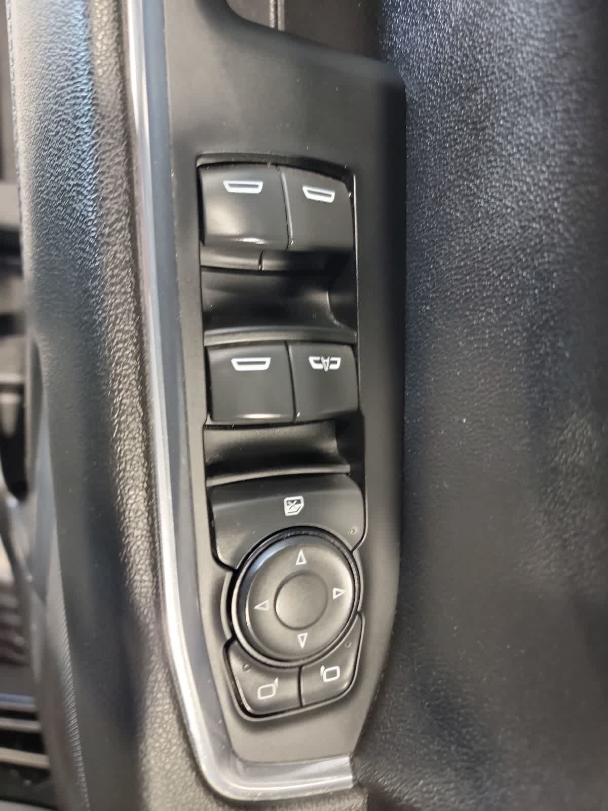 Used 2023 GMC Sierra 1500 Elevation w/ LPO, Elevation Black Package AWD/4WD image 17