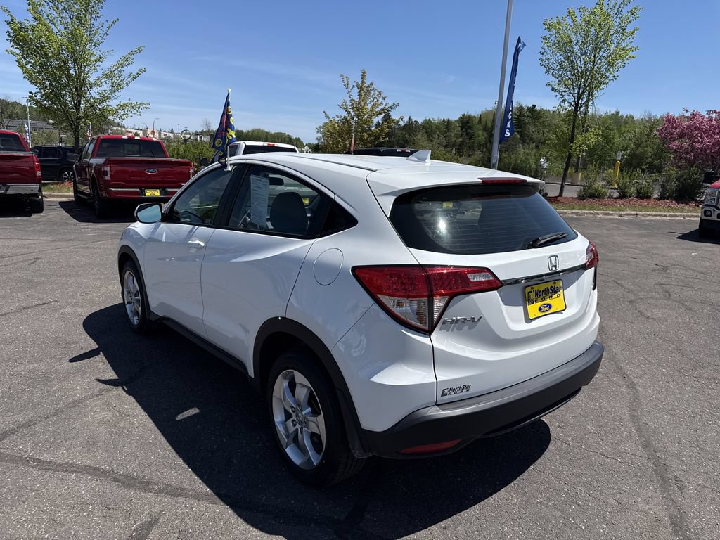 Used 2022 Honda HR-V LX image 8