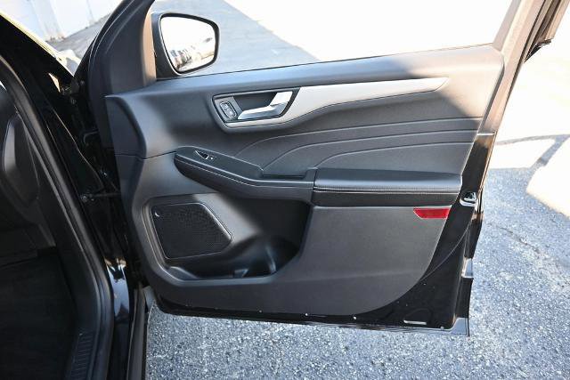 Certified 2022 Ford Escape SEL w/ Technology Package image 25