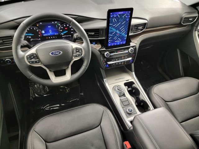 Certified 2023 Ford Explorer Limited w/ Limited Technology Package AWD/4WD image 32