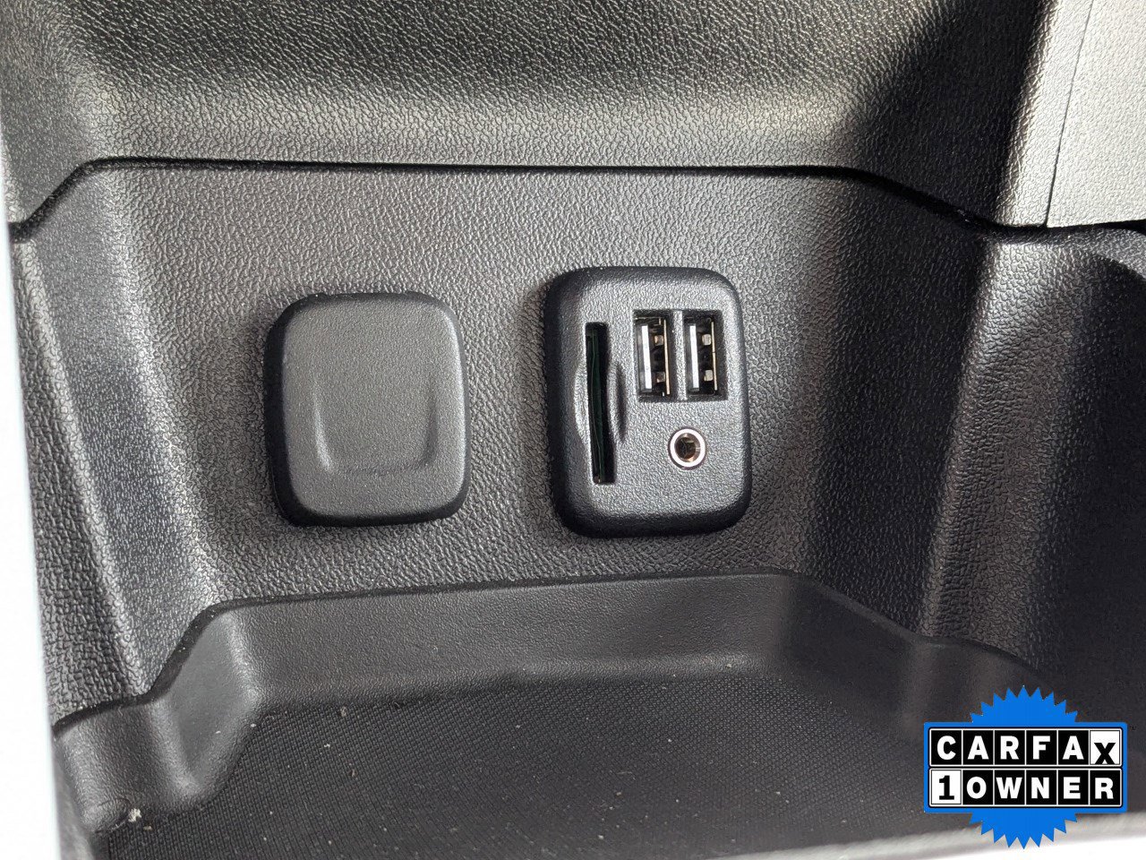 Used 2019 Chevrolet Volt Premier w/ Driver Confidence II Package image 25