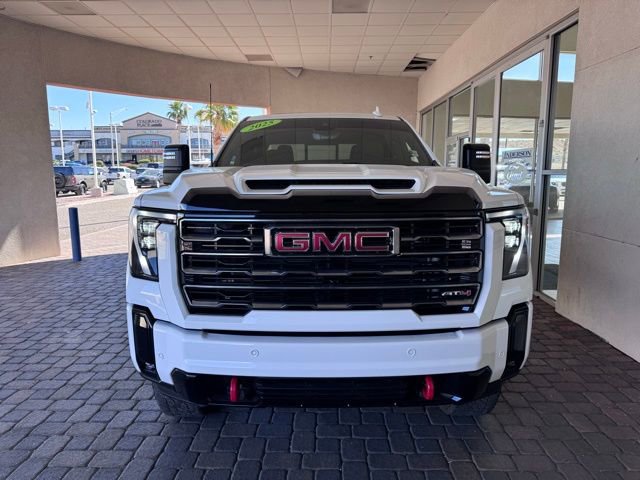 Used 2025 GMC Sierra 2500 AT4 w/ AT4 Premium Plus Package AWD/4WD image 8