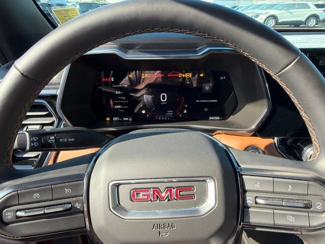 Used 2024 GMC Canyon AT4 w/ Technology Package AWD/4WD image 11