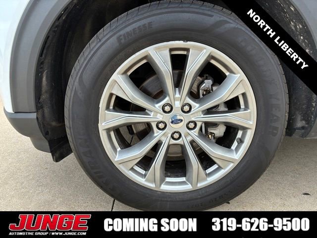 Certified 2021 Ford Explorer XLT w/ Equipment Group 202A AWD/4WD image 9