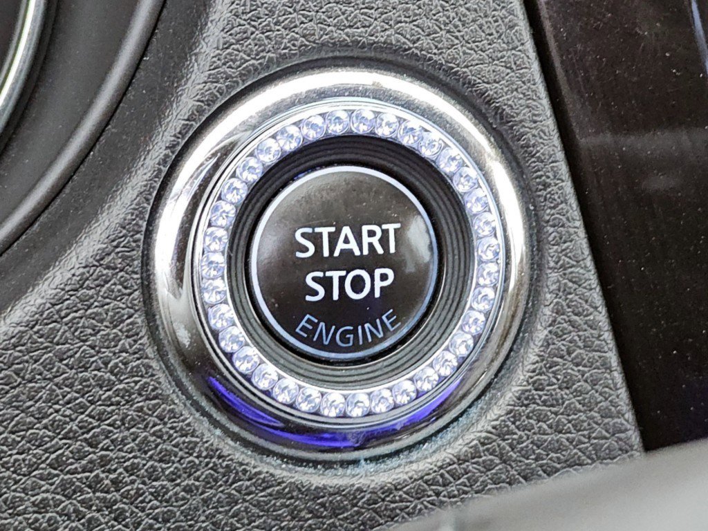 Used 2017 Nissan Rogue SV image 28