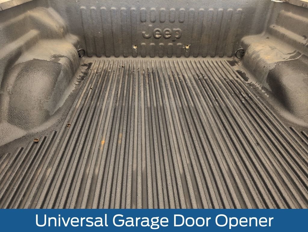 Used 2022 Jeep Gladiator Sport image 37