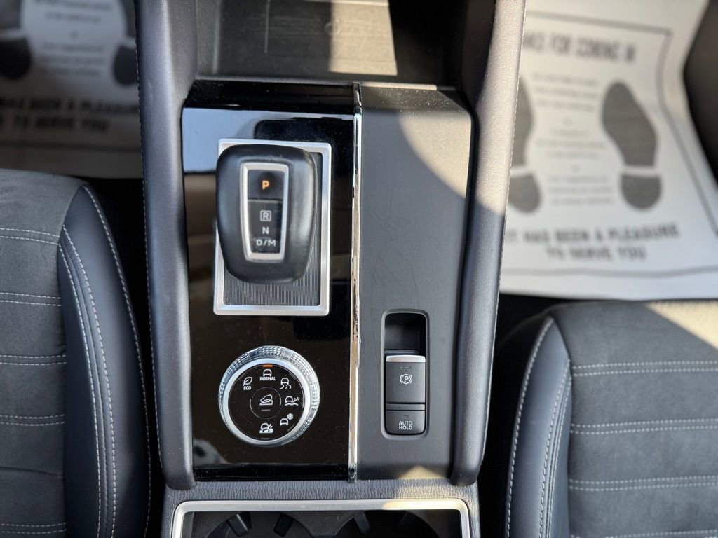 Used 2024 Mitsubishi Outlander SE image 22