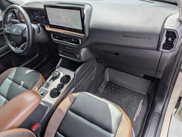 Certified 2025 Ford Bronco Sport Outer Banks w/ Outer Banks Tech Package+ AWD/4WD image 21