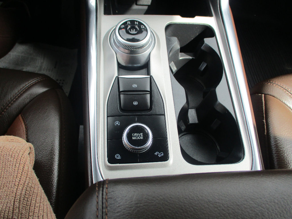 Certified 2021 Ford Explorer King Ranch w/ Premium Technology Package image 10