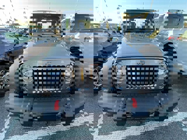 Used 2018 Jeep Wrangler Sport image 10