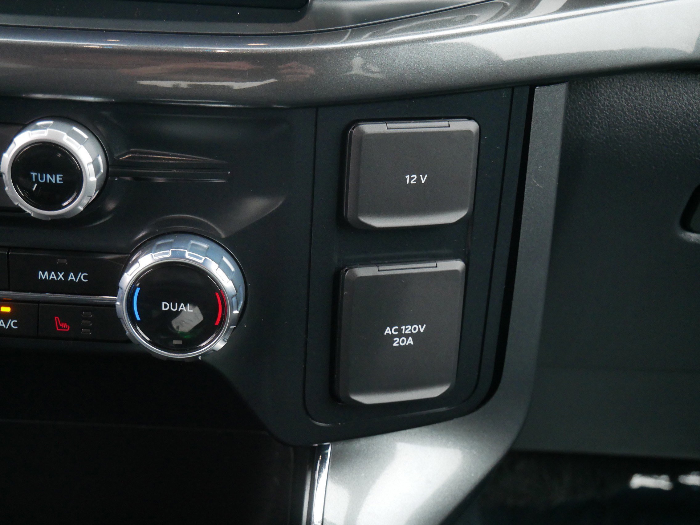 Certified 2023 Ford F150 XLT w/ Equipment Group 302A High image 31