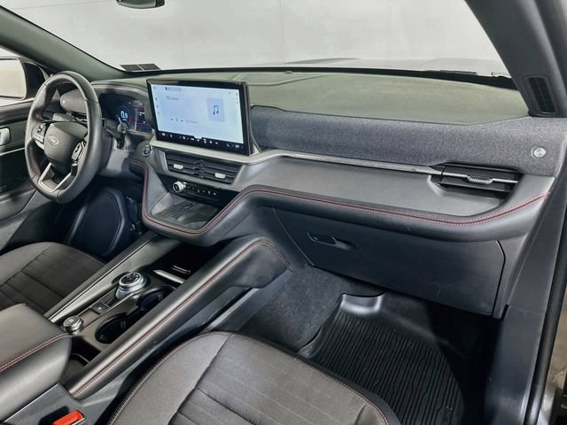 Certified 2025 Ford Explorer ST-Line w/ Premium Package AWD/4WD image 13