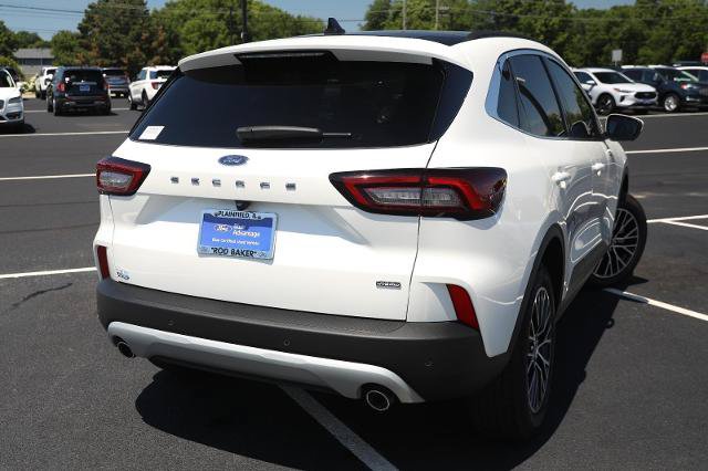 Certified 2025 Ford Escape SE w/ PHEV Premium Package FWD image 9