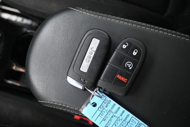 Used 2022 Jeep Renegade Altitude w/ Convenience Group AWD/4WD image 17