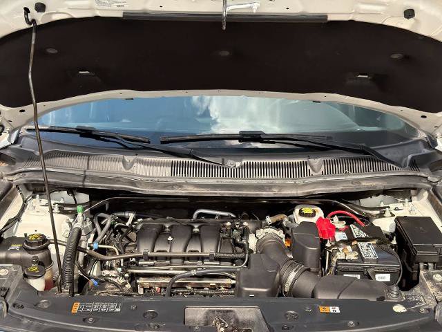 Certified 2019 Ford Explorer XLT w/ Equipment Group 201A AWD/4WD image 15