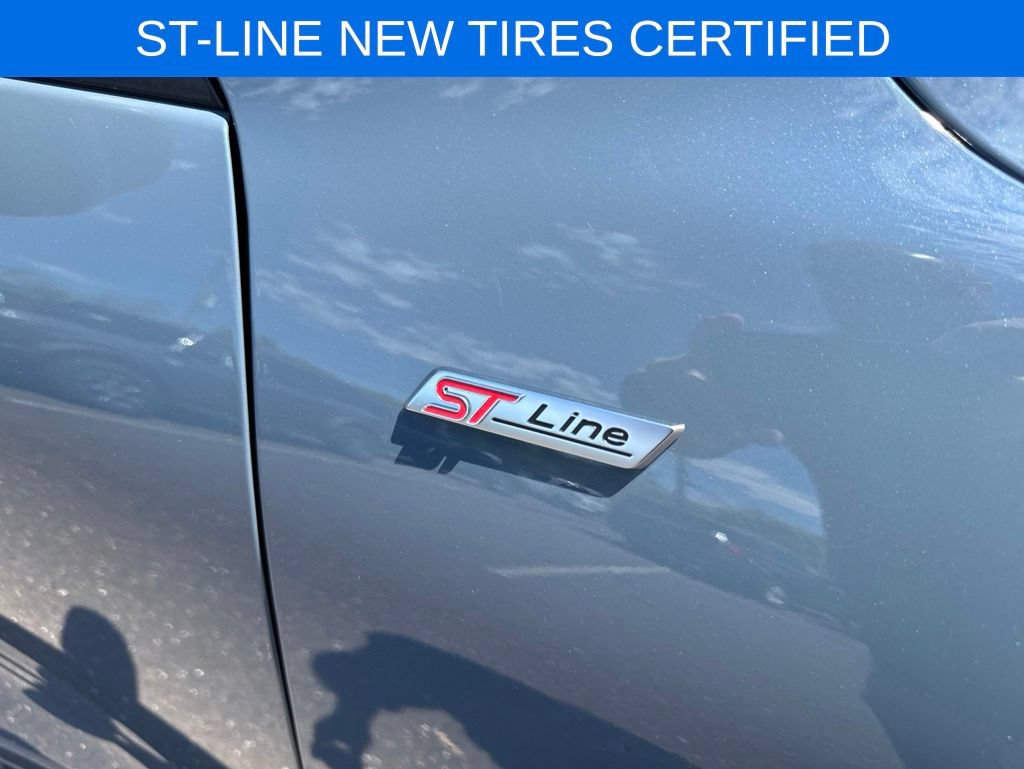 Certified 2023 Ford Escape ST-Line w/ Tech Pack #1 AWD/4WD image 41