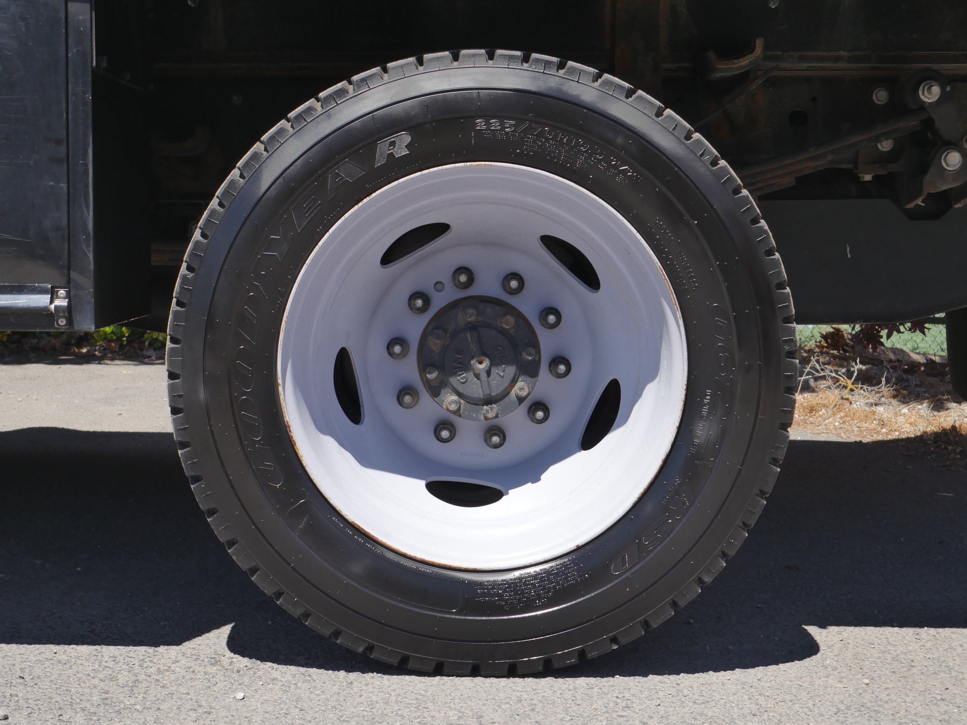 Certified 2024 Ford F550 4x4 Regular Cab Super Duty image 17