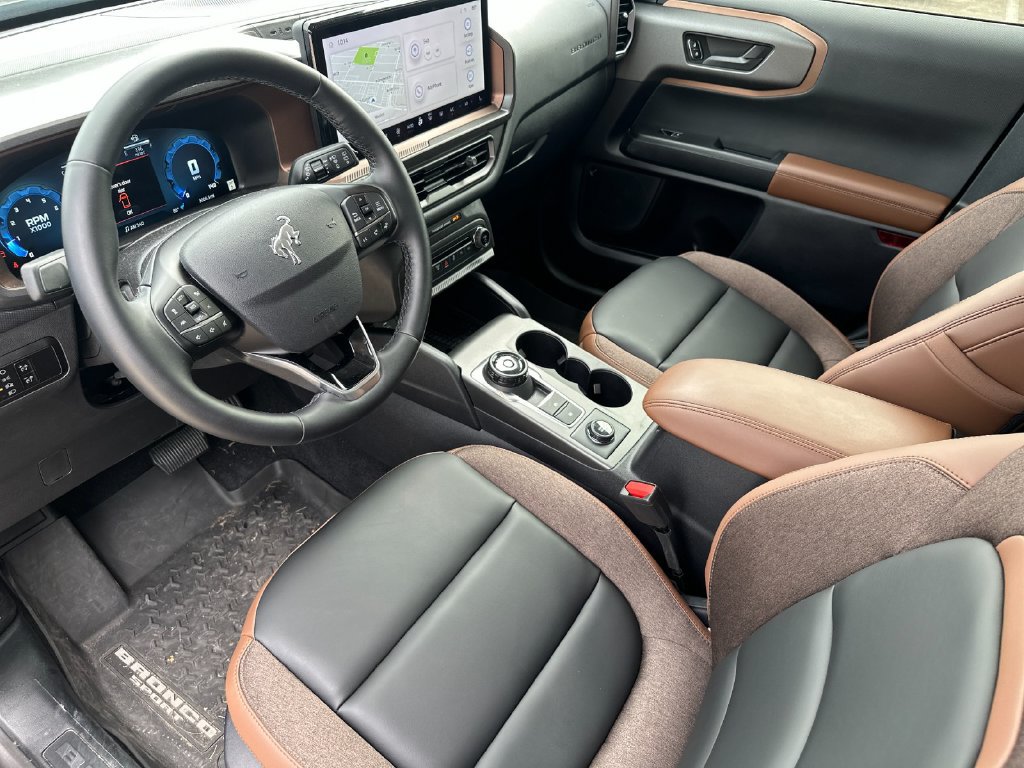 Certified 2025 Ford Bronco Sport Outer Banks w/ Outer Banks Tech Package+ AWD/4WD image 9