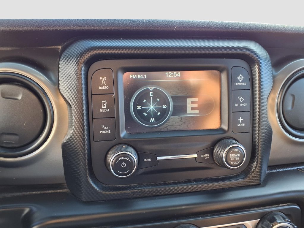 Used 2018 Jeep Wrangler Unlimited Sport AWD/4WD image 12