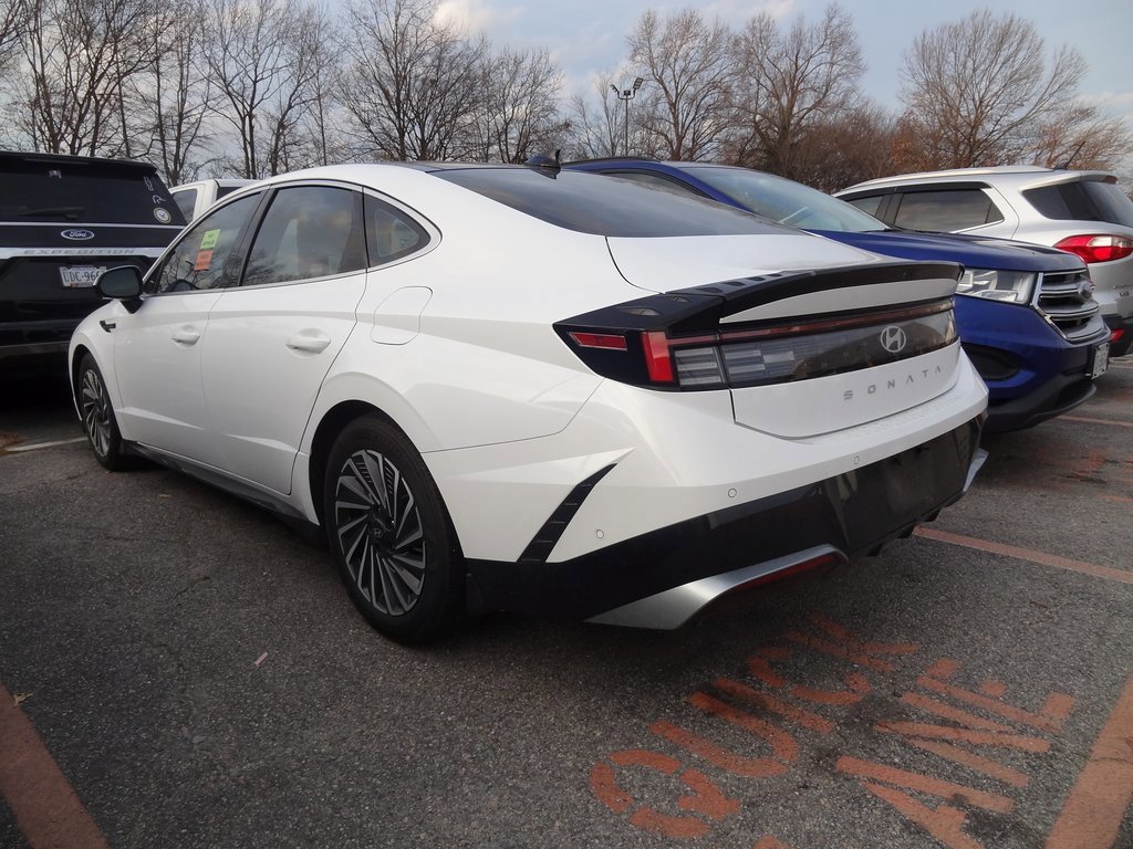 Used 2024 Hyundai Sonata Limited image 2