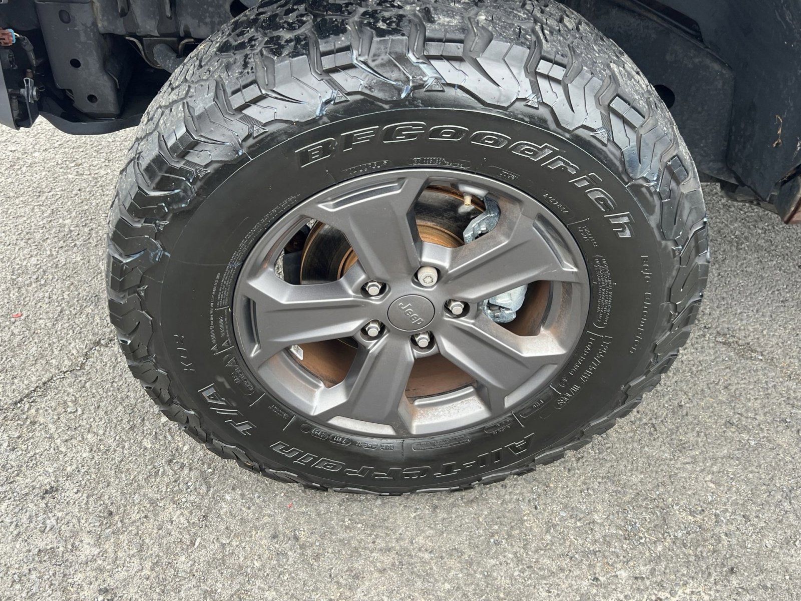 Used 2018 Jeep Wrangler Unlimited Rubicon image 12