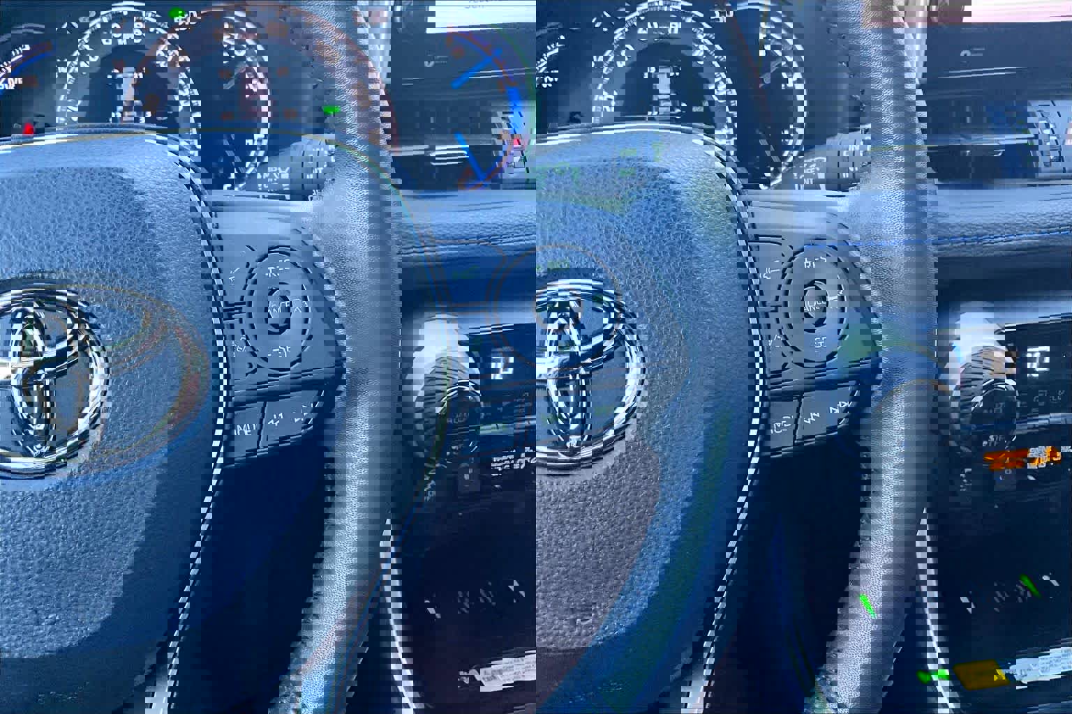 Used 2022 Toyota RAV4 XSE image 24