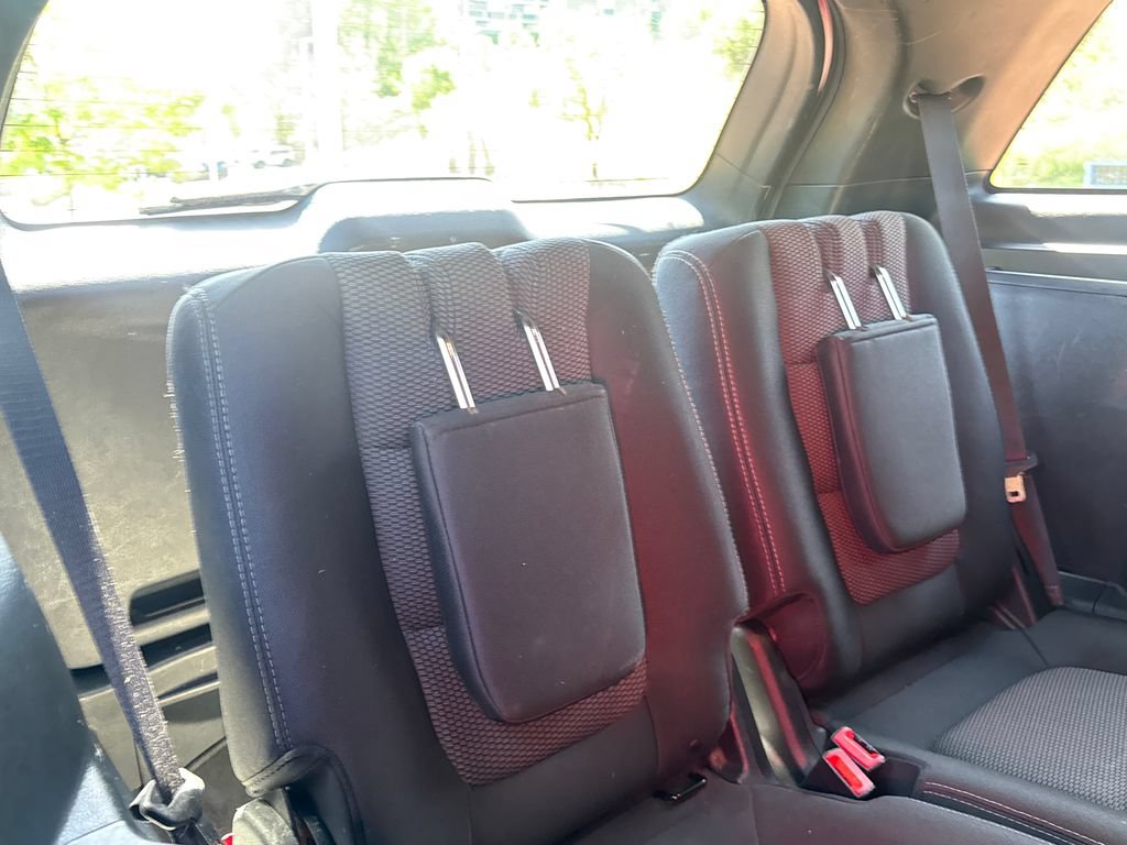 Certified 2018 Ford Explorer XLT w/ Equipment Group 201A AWD/4WD image 28