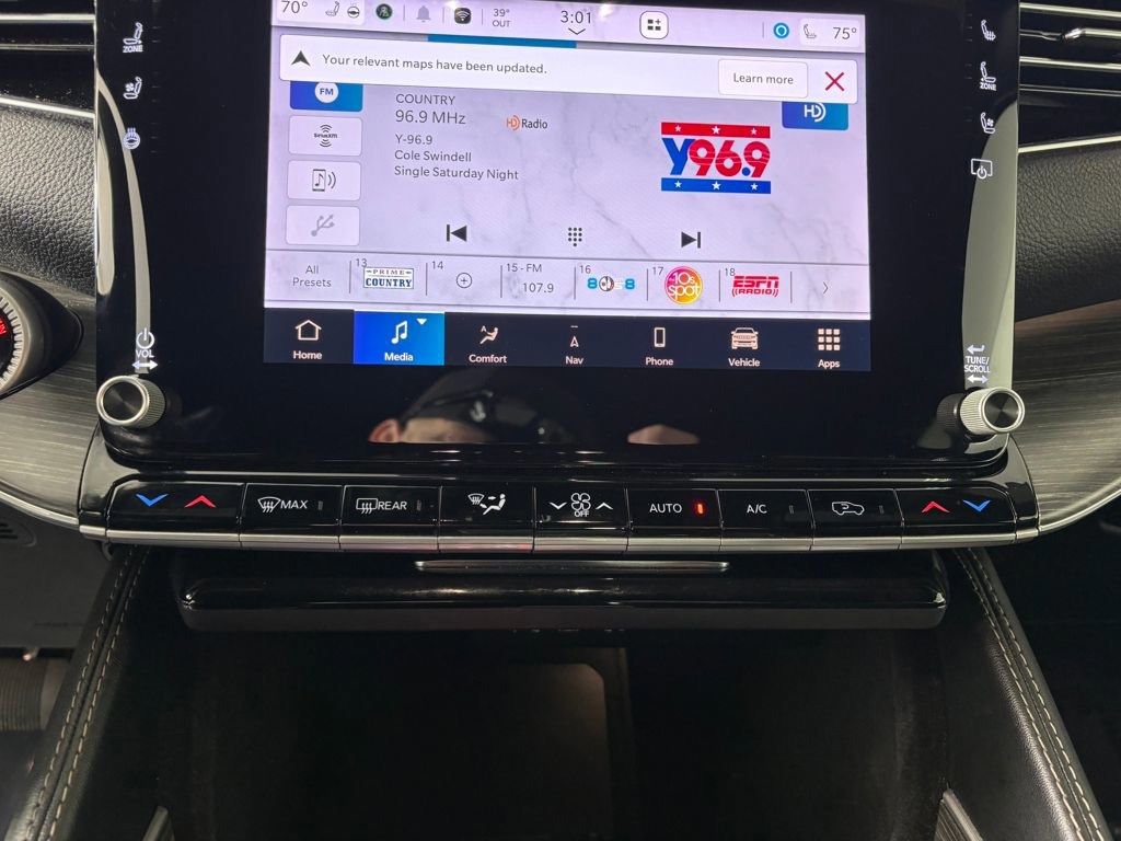 Used 2024 Jeep Wagoneer L Series II w/ Flexible Seating Group image 21