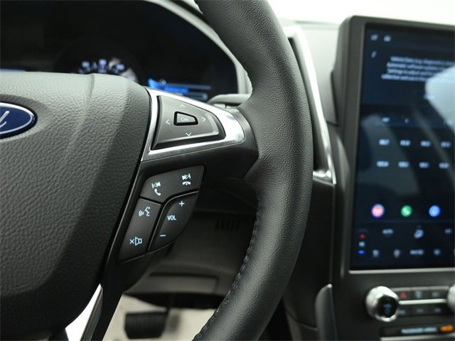 Certified 2024 Ford Edge Titanium w/ Equipment Group 301A image 33