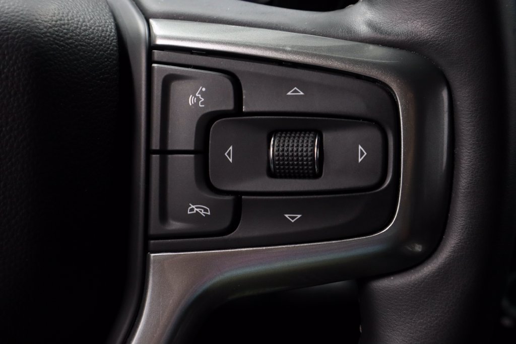 Used 2023 Chevrolet Silverado 1500 LT AWD/4WD image 28