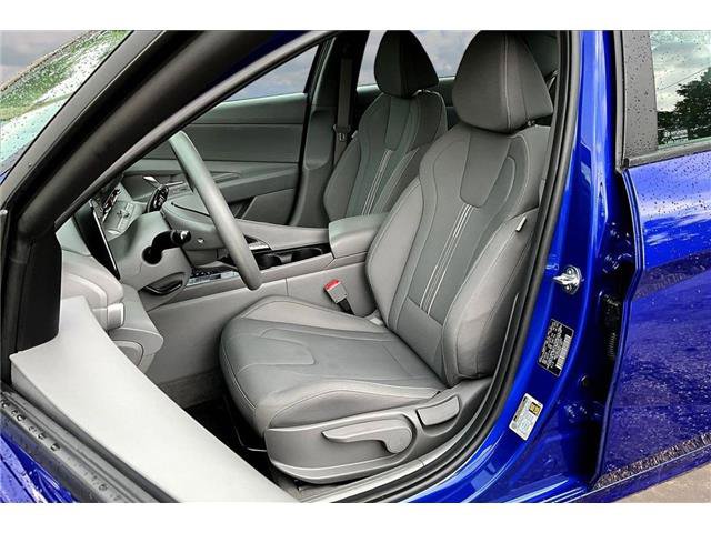 Used 2024 Hyundai Elantra Blue FWD image 10