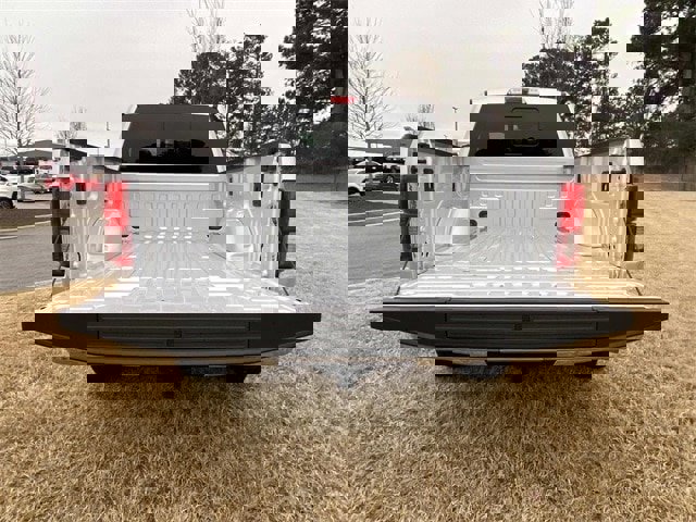 Certified 2019 Ford F150 Lariat w/ Equipment Group 502A Luxury image 40