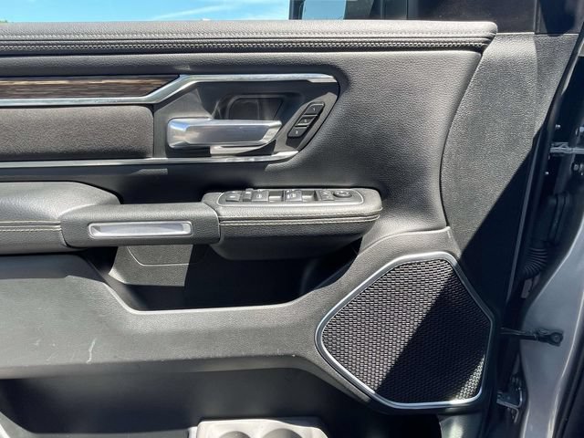 Used 2019 RAM 1500 Laramie AWD/4WD image 11