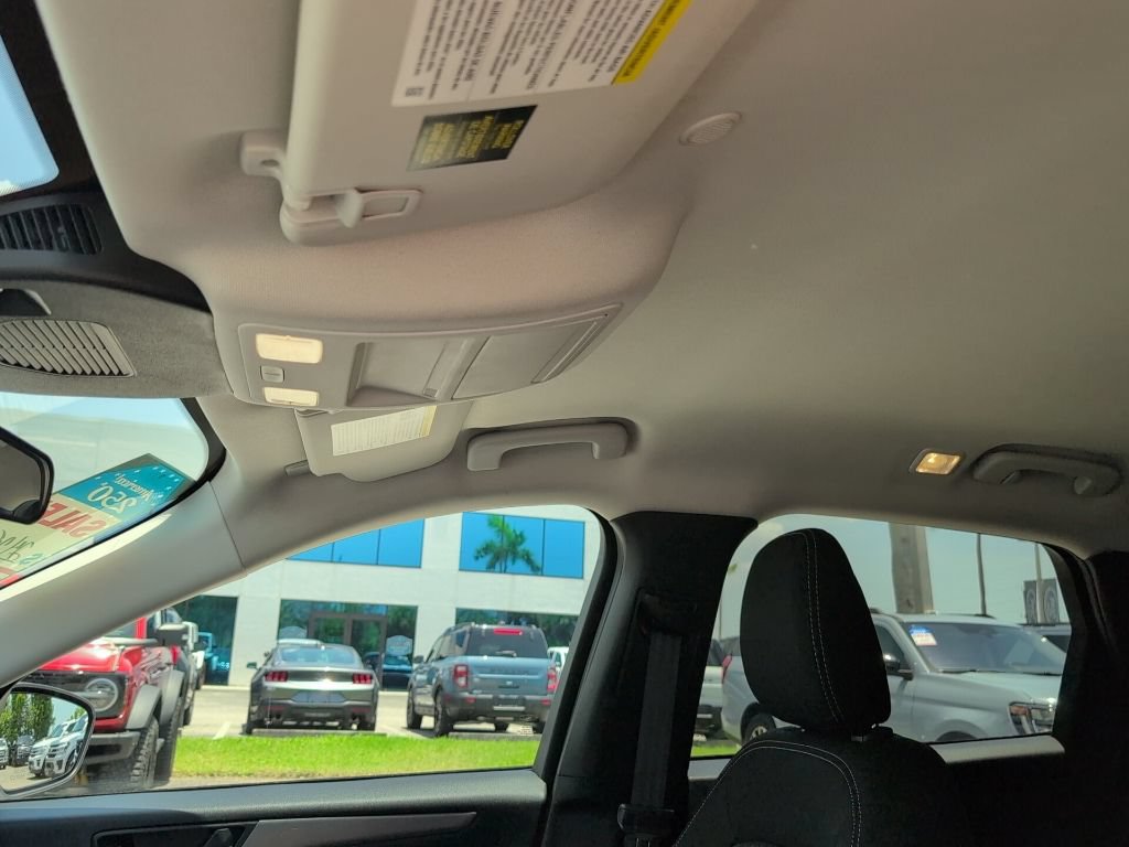 Certified 2024 Ford Escape Active FWD image 10