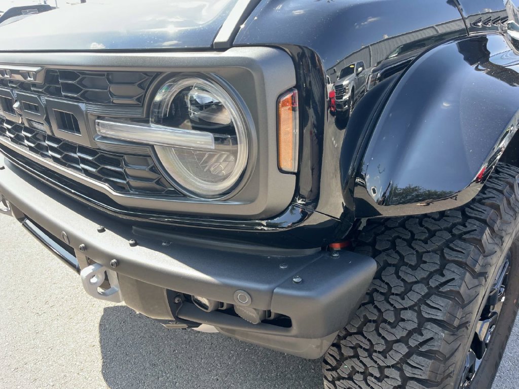 Certified 2024 Ford Bronco Raptor w/ Interior Carbon Fiber Pack 6 AWD/4WD image 11