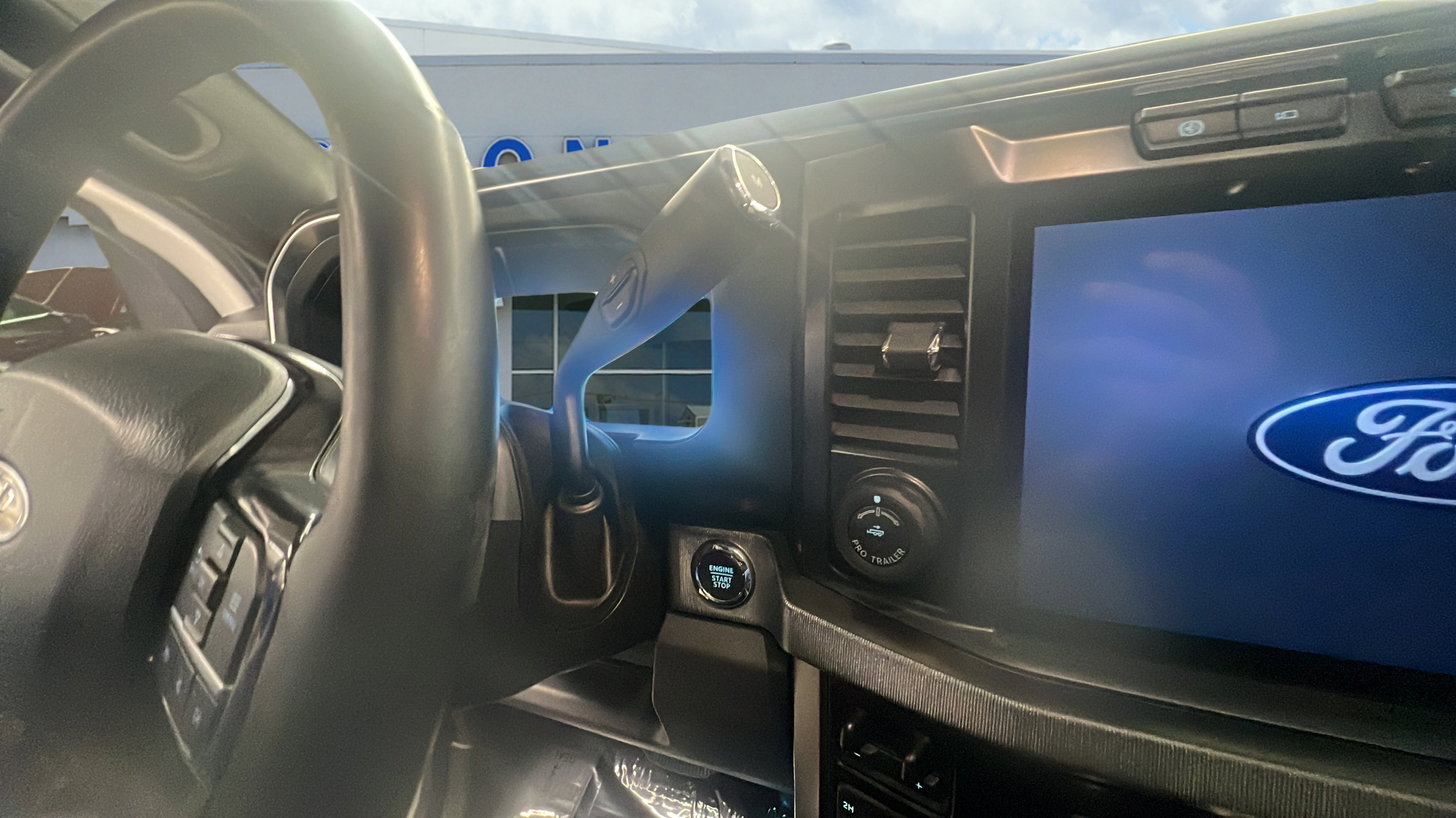 Certified 2024 Ford F450 Platinum w/ FX4 Off-Road Package image 12