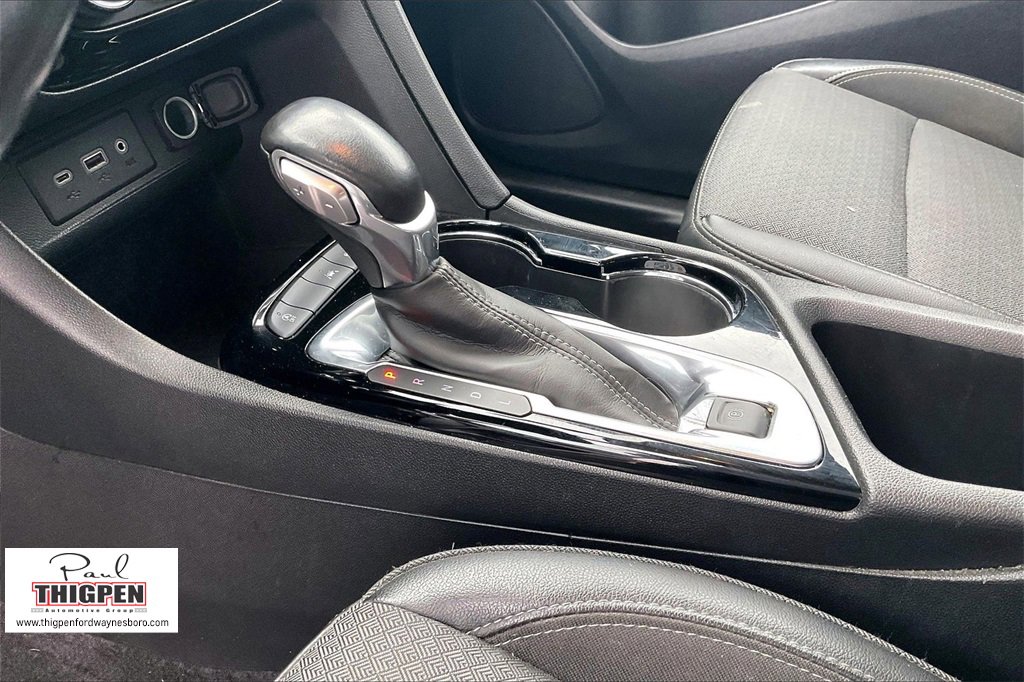 Used 2022 Buick Encore GX Select image 14